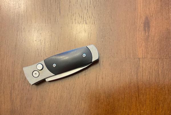 Schrade Smedy EDC push-button automatic knife