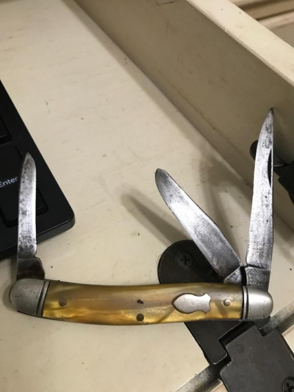 Schrade Walden NY medium stockman edc