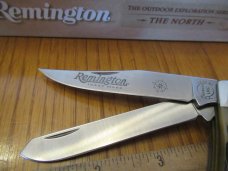 Remington Outdoor Exploration Knife Series First in the Series Model Trapper