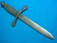 VINTAGE USA STARFIRE DAGGER CUSTOM STAGE REENACTMENT PLAY KNIFE KNIVES OLD