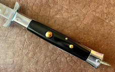 Rare Rizzuto Estileto Milano 8.5 Inch Batwing Guards Single Pin Switchblade Knife 