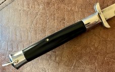 Rare Rizzuto Estileto Milano 8.5 Inch Batwing Guards Single Pin Switchblade Knife 