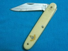 FROST CUTLERY FLYING FALCON ROSTFREI MASONS MASONIC FOLDING POCKET KNIFE KNIVES AD