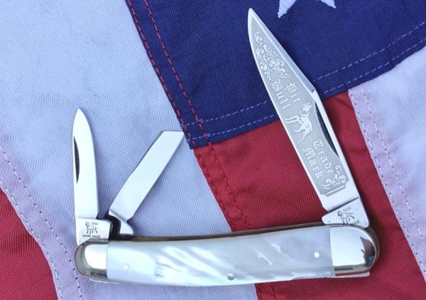 Vintage Bulldog Brand (Standing bulldog) 4" Whittler w/ Sweet Mother of Pearl Handles