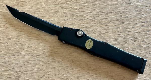 Microtech Halo 3 Clone Out The Front (OTF) Switchblade Knife, Black Handle, Unused 