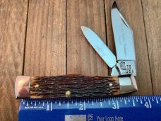 Queen Master Cutler Collection Gunstock Jigged Brown Bone Stainless Steel Blades 1979