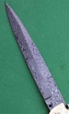 13" Double Eagle Picklock Switchblade. Damascus Blade and Buffalo horn handles.