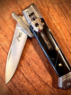 AKC Swing Guard  NIB  