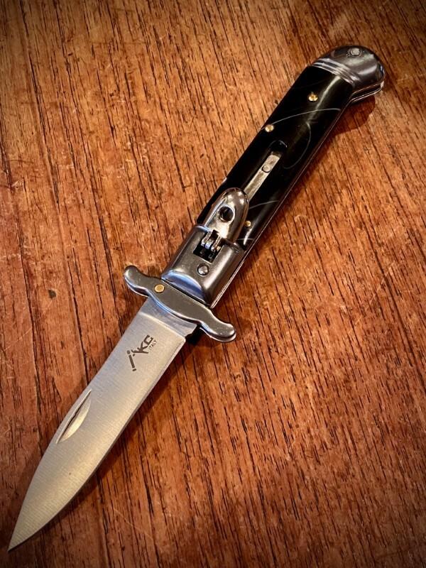 AKC Swing Guard  NIB  