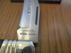 Valor Folding Hunter