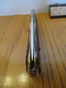Valor Folding Hunter