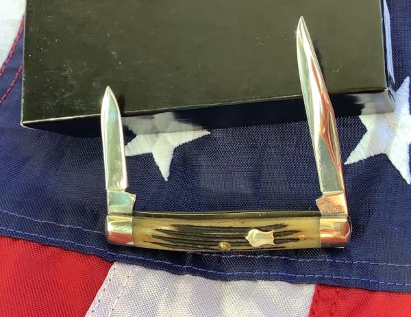 Queen *Dan Burke* 2007 Pen Knife w/ Beautiful Winter-Bottom Bone Handles -MINT -NOS Queen *Dan Burke* 2007 Pen Knife w/ Beautiful Winter-Bottom Bone Handles -MINT -NOS