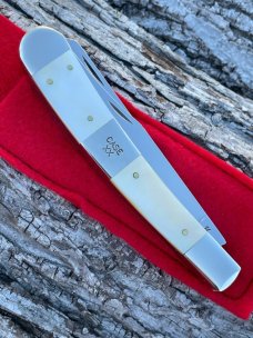 CASE XX ** SFO 1998 GOLD LIP PEARL CENTER BAND BANANA TRAPPER