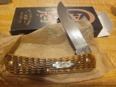 Case SODBUSTER jr. Antique Roger's corn cob jig bone