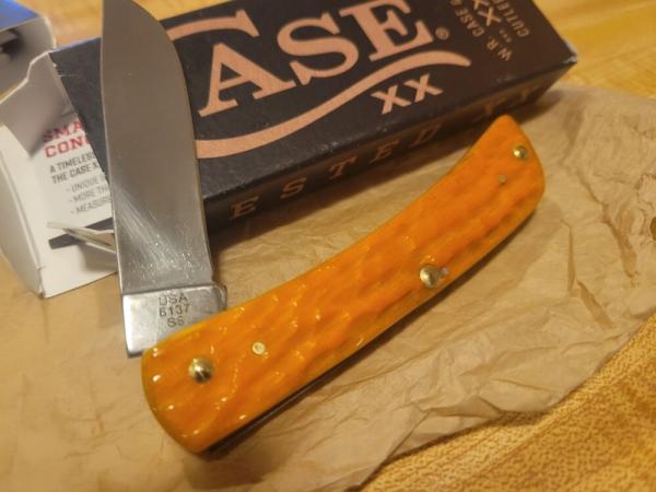 Case SODBUSTER jr ,orange bone peach seed jig