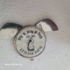 RARE! VINTAGE USA KNIFE CIGAR CUTTER MEDALLION  1935-1977 ELVIS PRESLEY KING OF ROCK % ROLL