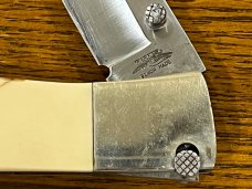 Parker Bench Made Single-Blade Lockback Button Lock Folding Knife w/Smooth & Jigged Bone Scales Japa