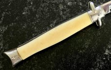 Shur-Snap Bowtie Fishtail Switchblade, Used 