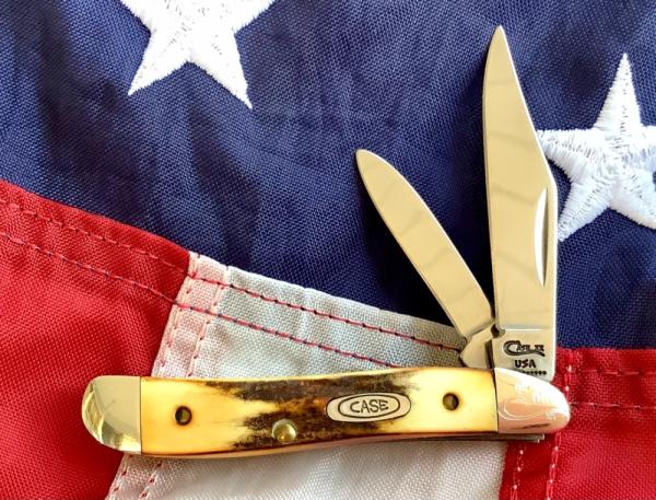 Case xx Early 1990s Peanut Knife (MDL# 5220 SS) w/ Great Stag Handles -NOS in M/NM Condition Case xx Early 1990s Peanut Knife (MDL# 5220 SS) w/ Great Stag Handles -NOS in M/NM Condition