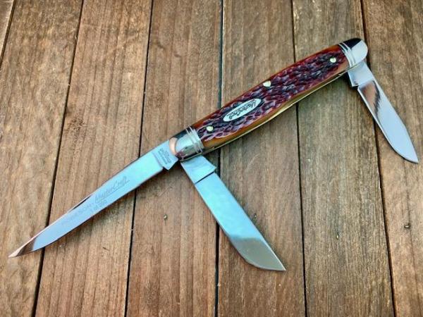 Robeson Mastercraft by Queen Cattle Stockman Knife Amber Jigged Bone 1 of 200