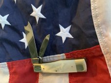 Bulldog Brand Hefty Gunstock Razor Knife w/ Brilliant Mother of Pearl Handles -NOS & Minty