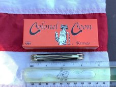 Colonel Coon (by Queen) Humpback Whittler Pocket Knife w/ Nice Prater? Synthetic Handles -NOS