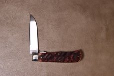 GEC Northfield UN-X-LD Bullet Trapper Knife 3.75" Redtail Jigged Bone 235120L