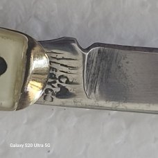 RARE! VINTAGE TINY KNIFE/A 2" TINY HANDLE ON A 1.5" BLADE TO A FULLY OPEN 3.5"