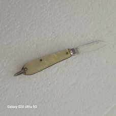 RARE! VINTAGE TINY KNIFE/A 2" TINY HANDLE ON A 1.5" BLADE TO A FULLY OPEN 3.5"