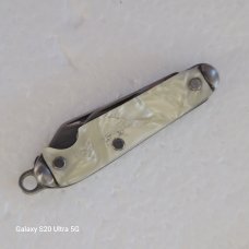 RARE! VINTAGE USA TINY KNIFE/A 1.5" TINY HANDLE ON A 1" BLADE TO A FULLY OPEN 2.5"