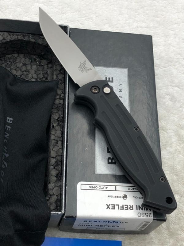 Benchmade 2550 Mini Reflex Push Button Automatic Knife New In Box Made In USA Discontinued Benchmade 2550 Mini Reflex Push Button Automatic Knife New In Box Made In USA Discontinued