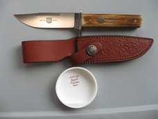 GREAT EASTERN H40123 FIXED BLADE JIGGED FRONTIER BONE SCALES