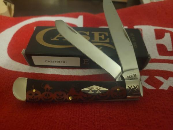 CASE XX HALLOWEEN KNIFE SFO PUMPKINS