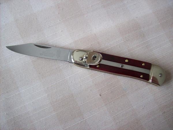 Vintage Hubertus Knife Solingen, Germany Small 08 Red Smooth Bone 5 3/4" Open Lillyput