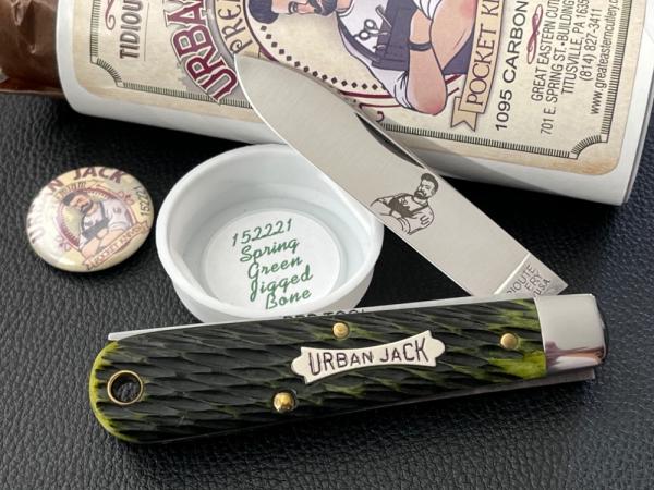 Great Eastern Cutlery GEC 15 Spring Green Jigged Bone Urban Jack 152121 NIT Great Eastern Cutlery GEC 15 Spring Green Jigged Bone Urban Jack 152121 NIT