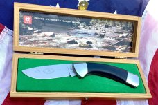 Vintage J A Henckels Single Blade Lock back Large Hunting/Hunter knife in wood display box