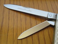 Queen Cut Co Checkered Sheffield Pearl Doctors Knives Pattern # 96