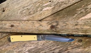 Case Trapper Lock 3154L yellow synthetic