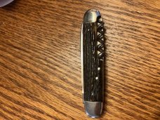 J. HENKLES UTILITY SCOUT SUPER STAG HANDLES