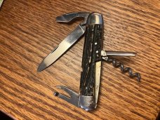 J. HENKLES UTILITY SCOUT SUPER STAG HANDLES