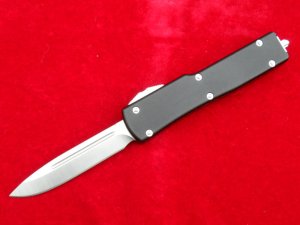 New 5.8" OTF Black handle T6-6061 with standard blade