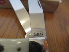 Case XX 2020 Natural Smooth White Bone Trapper Pattern # 6254CV