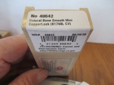 Case XX 2020 Natural Smooth White Bone Mini Copperlock Pattern # 61749L CV