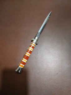 CUSTOM 11"LATAMA WITH CANDYSTRIPE HANDLES WITH AN ONYX GEMSTONE PUSH BUTTON   
