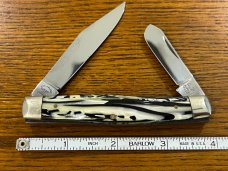 Fight'n Rooster Frank Buster "Coal Miner's Daughter" 2-Blade Pen Knife w/Celluloid Scales Germany