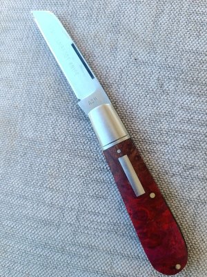 REAL LAMBSFOOT KNIFE..Aswhin Earl...#0025..3.5"..Dyed Burl ..8670..SS liners & bolsters...pouch & oa