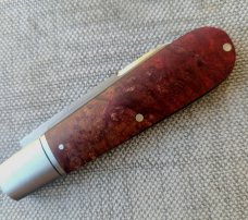 REAL LAMBSFOOT KNIFE..Aswhin Earl...#0025..3.5"..Dyed Burl ..8670..SS liners & bolsters...pouch & oa