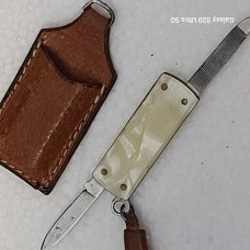 RARE VINTAGE! ITALY TINY KNIFE 1.5" CRACKED ICE SCALES 1" BLADE 1" NAIL BLADE
