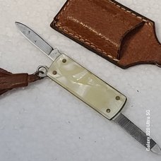 RARE VINTAGE! ITALY TINY KNIFE 1.5" CRACKED ICE SCALES 1" BLADE 1" NAIL BLADE
