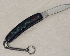 RARE! VINTAGE TWO TINY KNIFEs/A 1.5" ACRYLIC HANDLES/A  1" HALF STOP BLADES